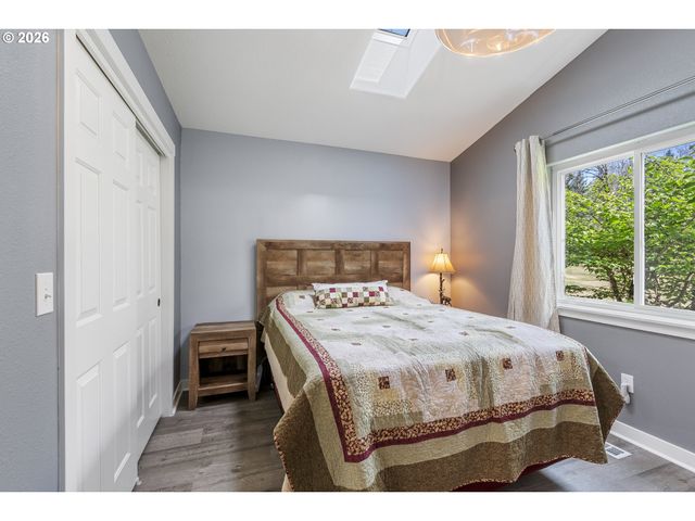 37817 Se HIDDEN FALLS Rd, Washougal, WA 98671