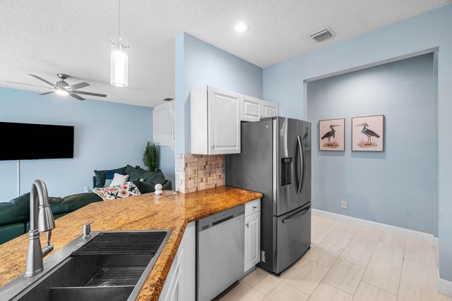 4180 Manor Forest Trail, Boynton Beach, FL 33436