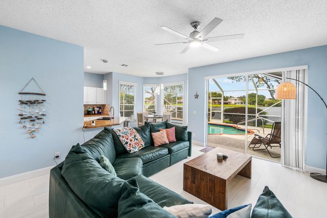 4180 Manor Forest Trail, Boynton Beach, FL 33436