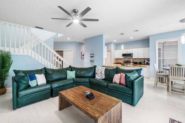 4180 Manor Forest Trail, Boynton Beach, FL 33436