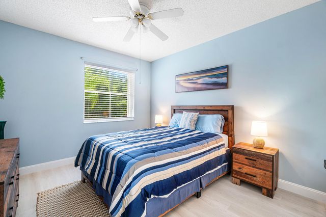 4180 Manor Forest Trail, Boynton Beach, FL 33436