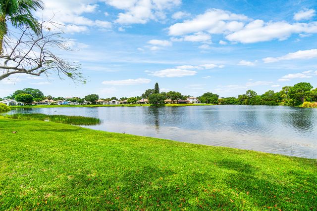 4180 Manor Forest Trail, Boynton Beach, FL 33436