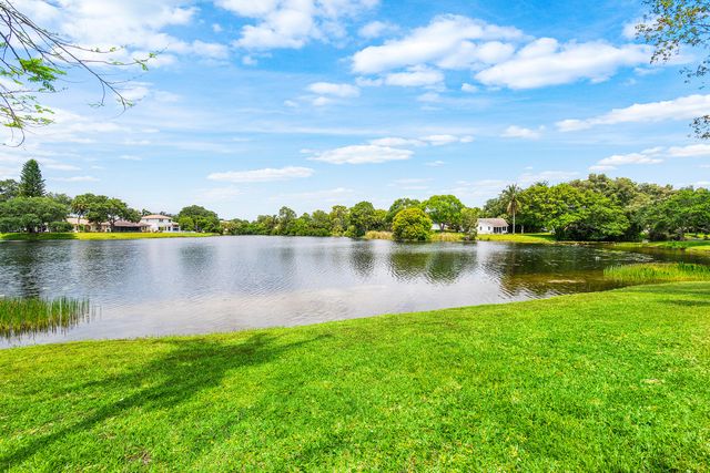 4180 Manor Forest Trail, Boynton Beach, FL 33436