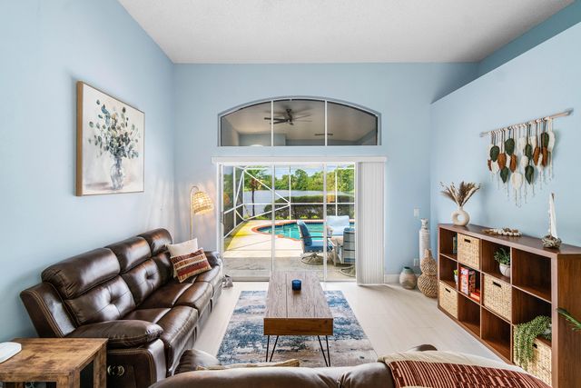 4180 Manor Forest Trail, Boynton Beach, FL 33436