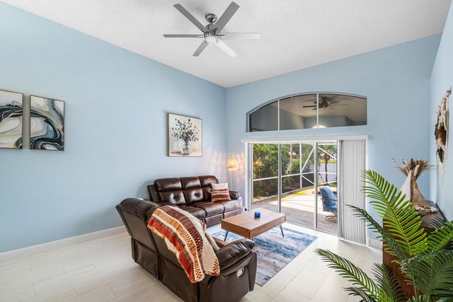 4180 Manor Forest Trail, Boynton Beach, FL 33436