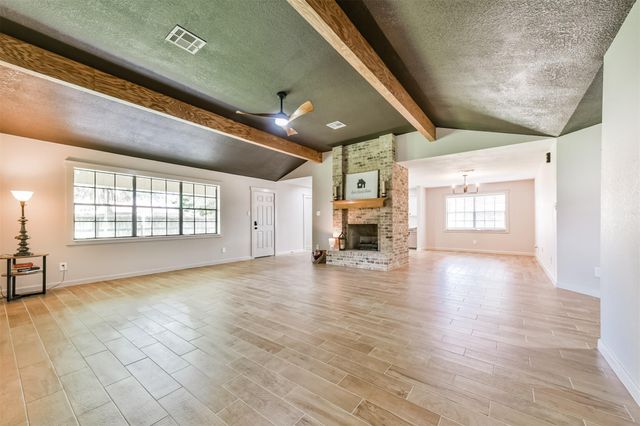 1413 23rd Avenue N, Texas City, TX 77590