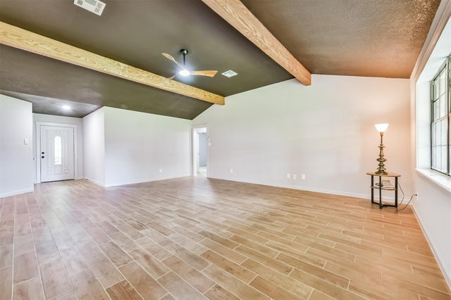 1413 23rd Avenue N, Texas City, TX 77590
