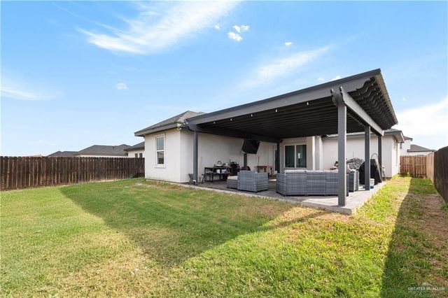 1229 W Franklin Avenue, Alton, TX 78573