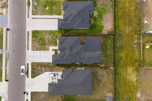 1229 W Franklin Avenue, Alton, TX 78573