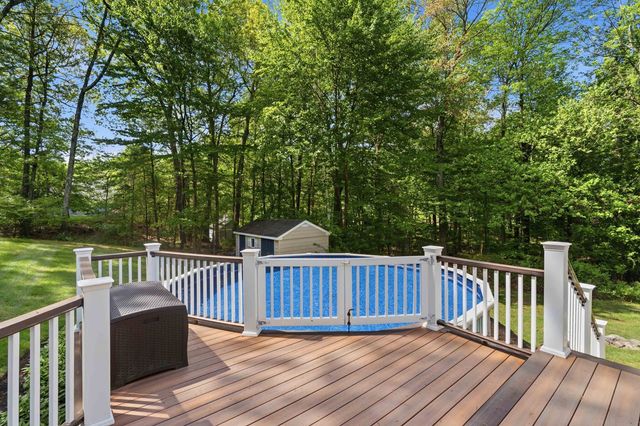 56 Corinthian Drive, Salem, NH 03079