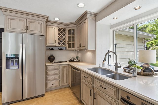 56 Corinthian Drive, Salem, NH 03079