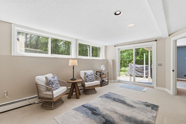 56 Corinthian Drive, Salem, NH 03079
