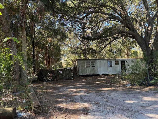 8153 OAKLEAF AVENUE, Port Richey, FL 34668