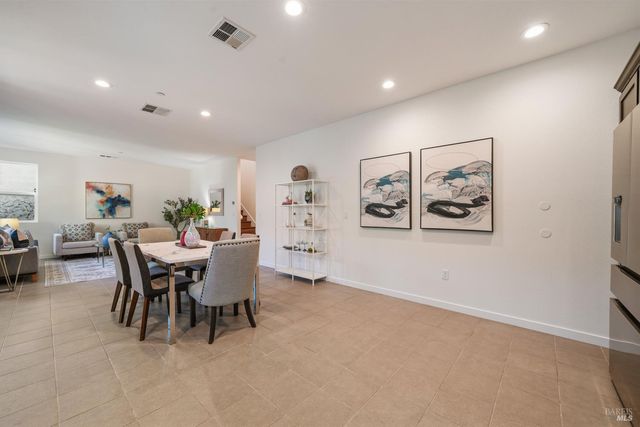 1403 Clementine Ln, Fairfield, CA 94533