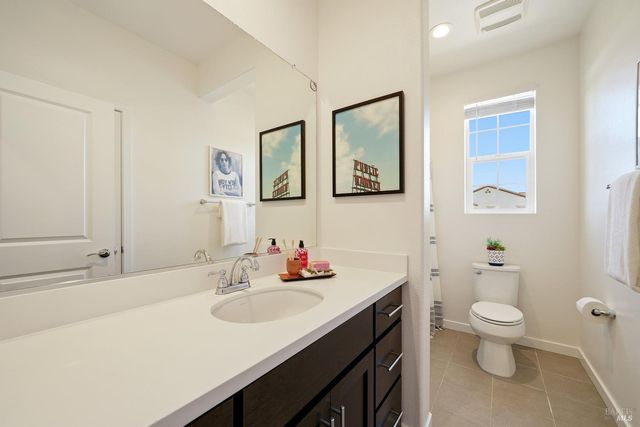 1403 Clementine Ln, Fairfield, CA 94533