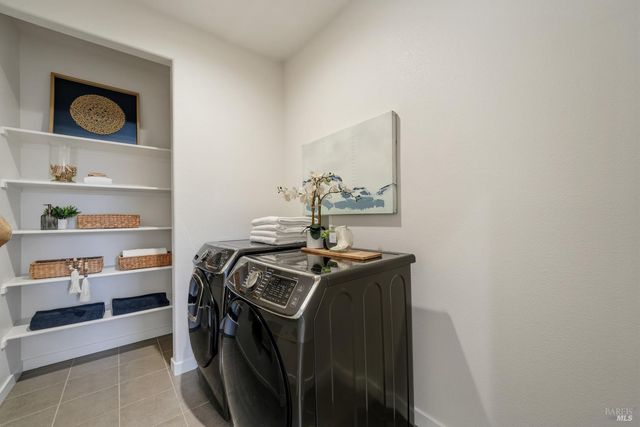 1403 Clementine Ln, Fairfield, CA 94533