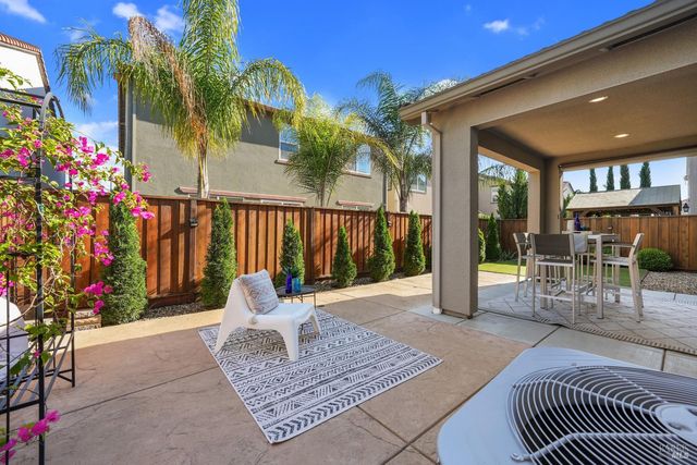 1403 Clementine Ln, Fairfield, CA 94533