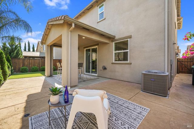 1403 Clementine Ln, Fairfield, CA 94533