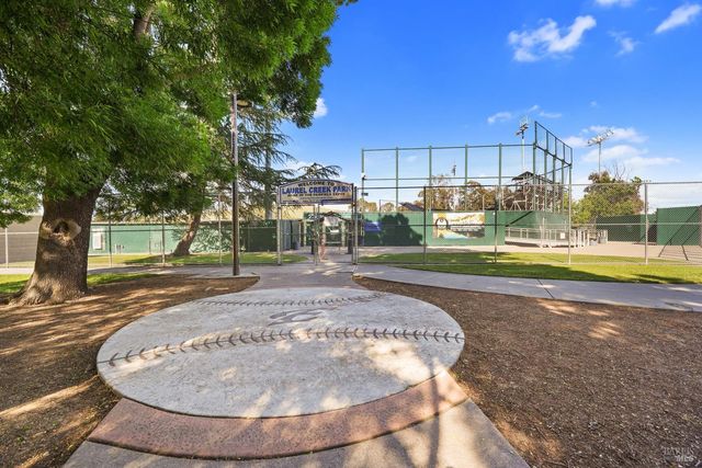 1403 Clementine Ln, Fairfield, CA 94533