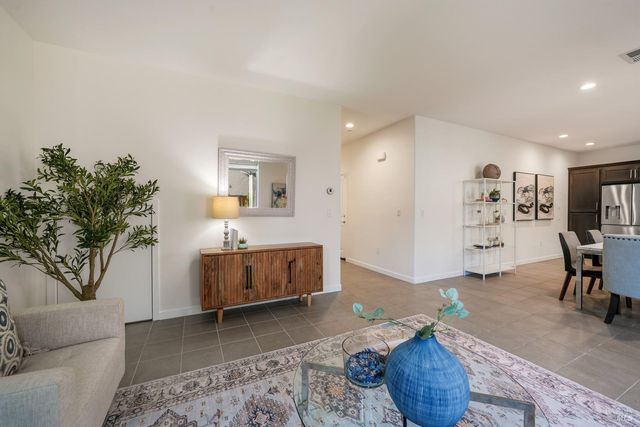 1403 Clementine Ln, Fairfield, CA 94533