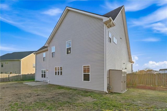 301 Derby Lane, Hope Mills, NC 28348