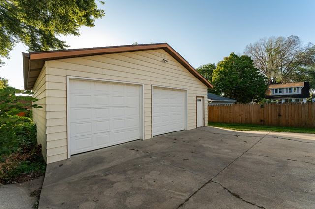 126 11th Avenue SE, Rochester, MN 55904