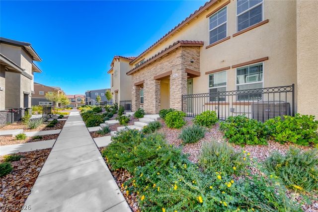 344 Pacific Sparrow Avenue, Henderson, NV 89011