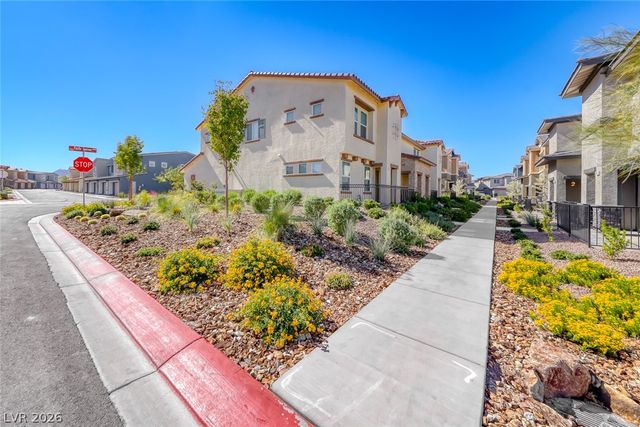 344 Pacific Sparrow Avenue, Henderson, NV 89011