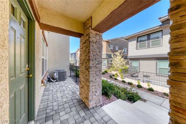 344 Pacific Sparrow Avenue, Henderson, NV 89011