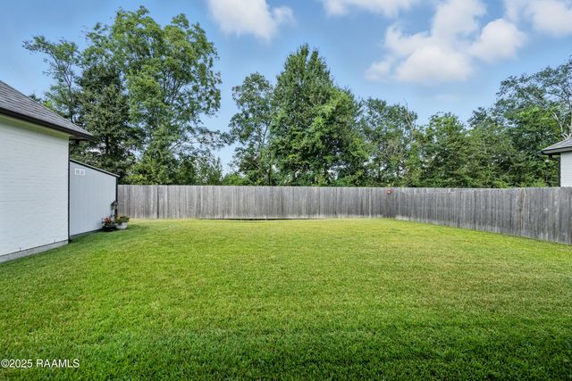 104 Amberjack Terrace, Youngsville, LA 70592