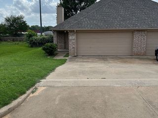 610 Linda Drive, Joshua, TX 76058