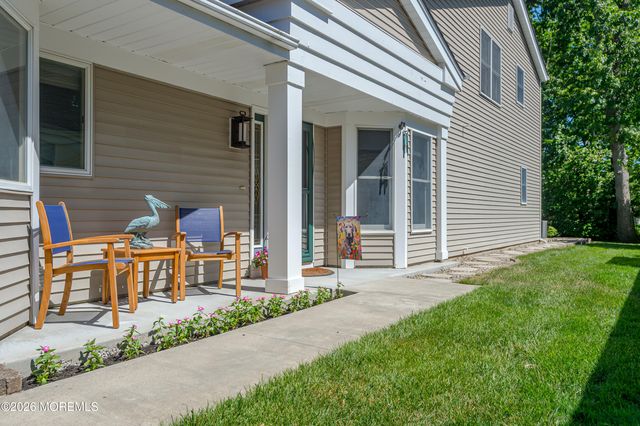 2328 Coral Leaf Road, Toms River, NJ 08755