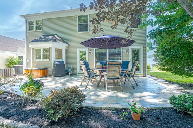 2328 Coral Leaf Road, Toms River, NJ 08755