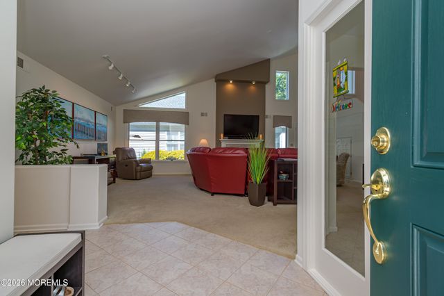 2328 Coral Leaf Road, Toms River, NJ 08755