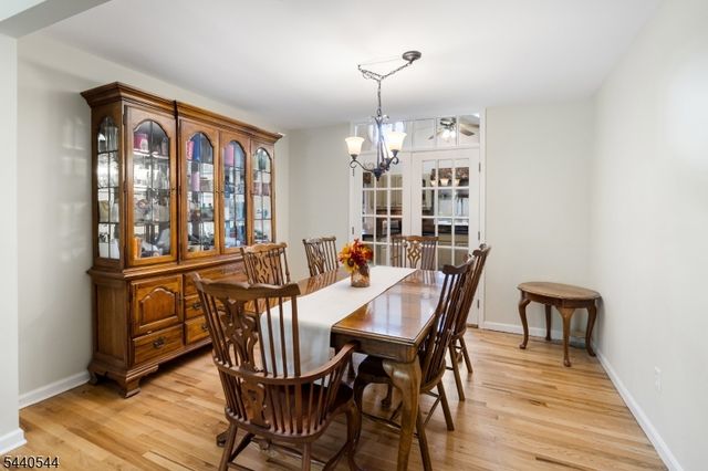 111 Shadowlawn Way, Cranford Twp., NJ 07016