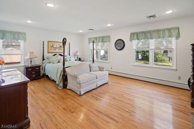 111 Shadowlawn Way, Cranford Twp., NJ 07016