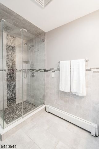 111 Shadowlawn Way, Cranford Twp., NJ 07016