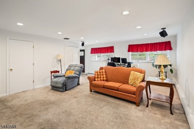 111 Shadowlawn Way, Cranford Twp., NJ 07016