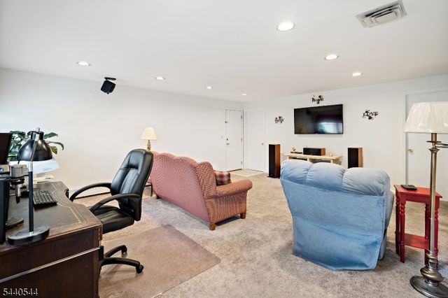 111 Shadowlawn Way, Cranford Twp., NJ 07016