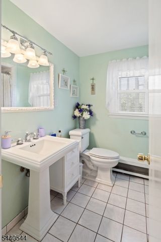 111 Shadowlawn Way, Cranford Twp., NJ 07016