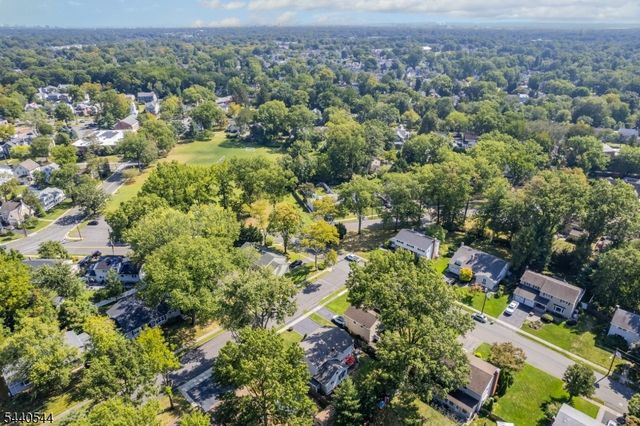 111 Shadowlawn Way, Cranford Twp., NJ 07016