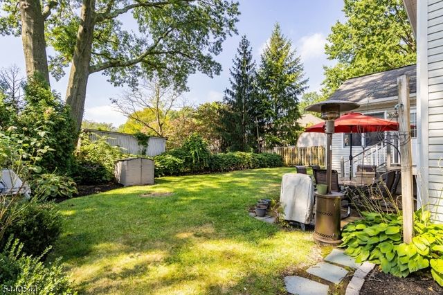 111 Shadowlawn Way, Cranford Twp., NJ 07016