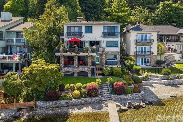 456 W Lake Sammamish Parkway SE, Bellevue, WA 98008