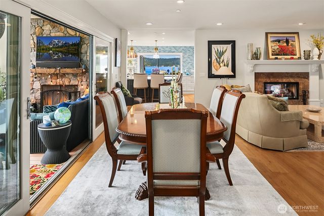 456 W Lake Sammamish Parkway SE, Bellevue, WA 98008