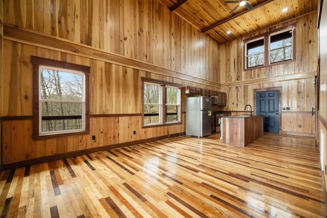 424 Spirit Lane, Frenchburg, KY 40322