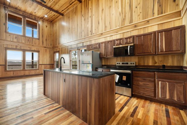 424 Spirit Lane, Frenchburg, KY 40322