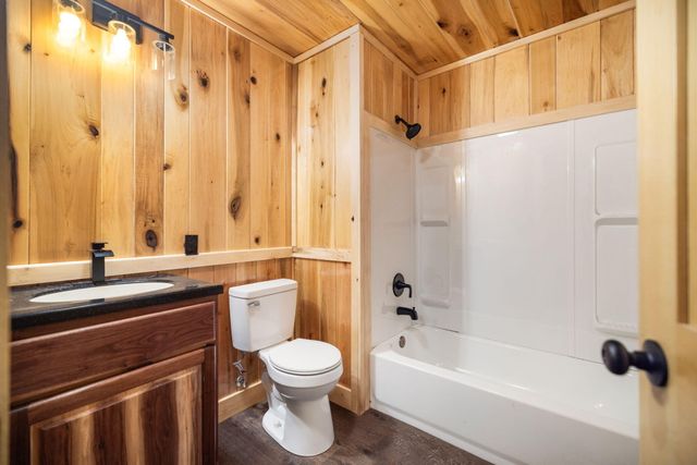 424 Spirit Lane, Frenchburg, KY 40322