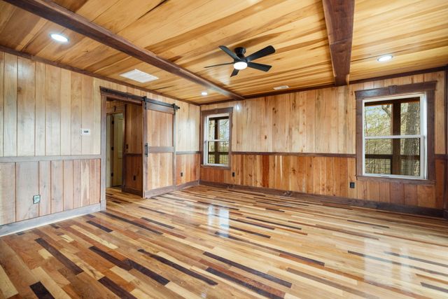 424 Spirit Lane, Frenchburg, KY 40322