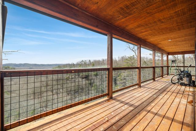 424 Spirit Lane, Frenchburg, KY 40322