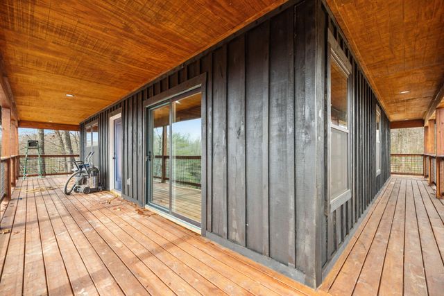 424 Spirit Lane, Frenchburg, KY 40322